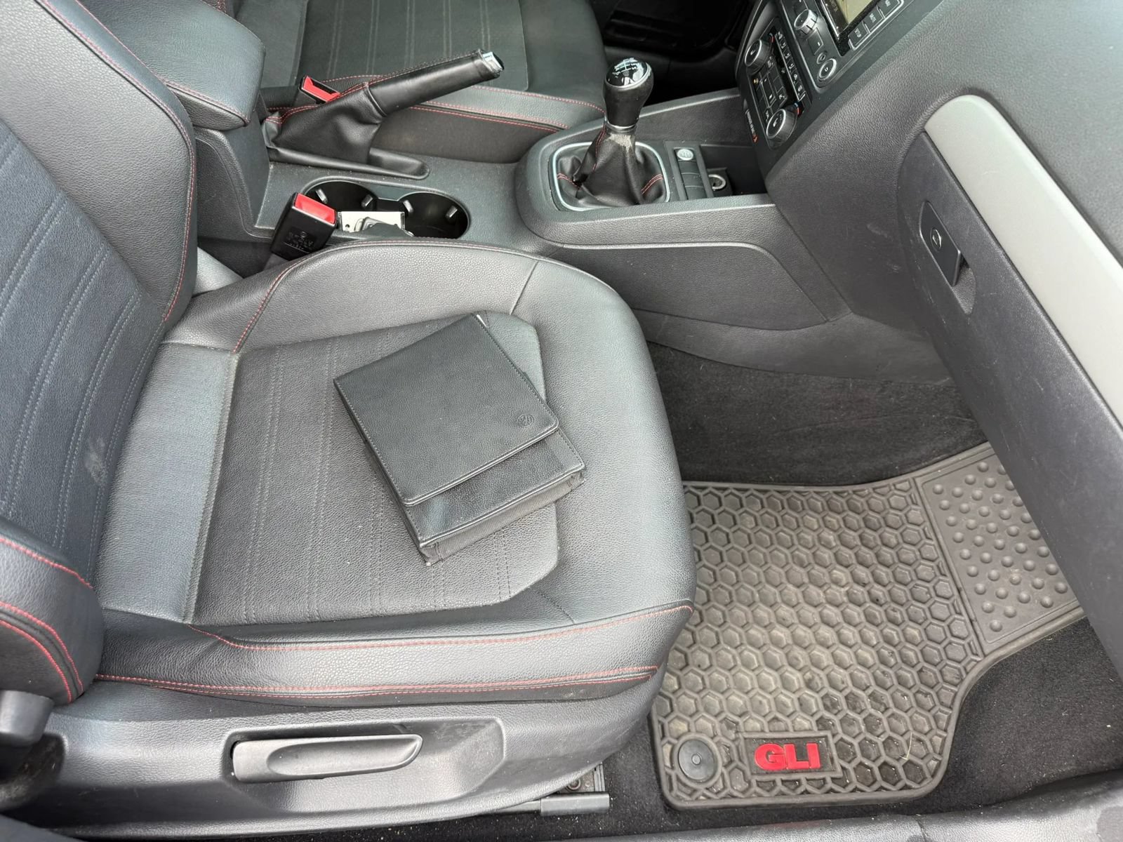 Used 2012 Volkswagen Jetta GLI Autobahn FWD image 13