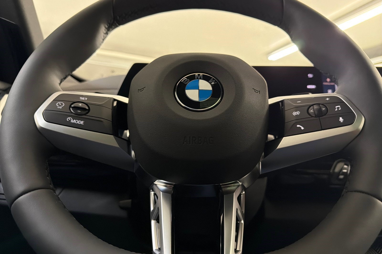 Used 2026 BMW X2 xDrive28i w/ Technology Package AWD/4WD image 17