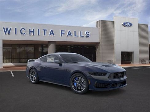 New 2026 Ford Mustang Dark Horse image 7