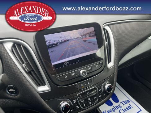 Used 2023 Chevrolet Malibu LT image 19