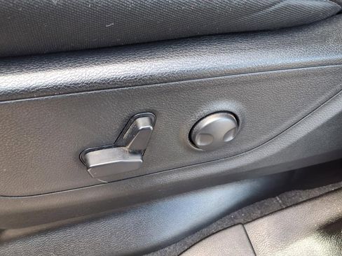 Used 2025 RAM 1500 Big Horn image 15