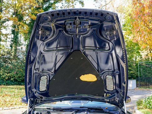 Used 2015 Aston Martin DB9 Volante image 26