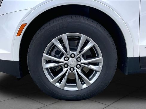 Used 2022 Cadillac XT5 Premium Luxury AWD/4WD image 11