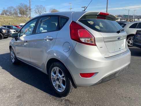 Used 2015 Ford Fiesta SE w/ Exterior Protection Package image 5