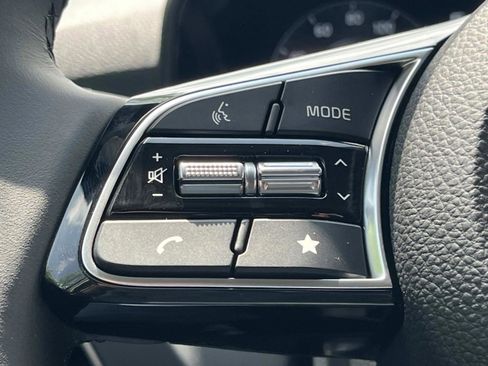 New 2026 Kia Seltos EX FWD image 23