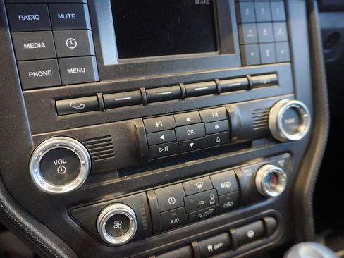 Used 2015 Ford Mustang GT image 14