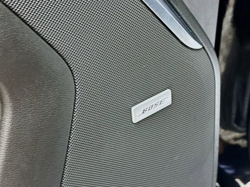 Used 2024 GMC Yukon XL Denali AWD/4WD image 19