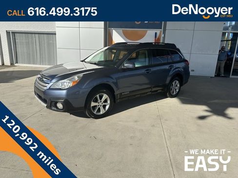 Used 2014 Subaru Outback 2.5i Limited image 1