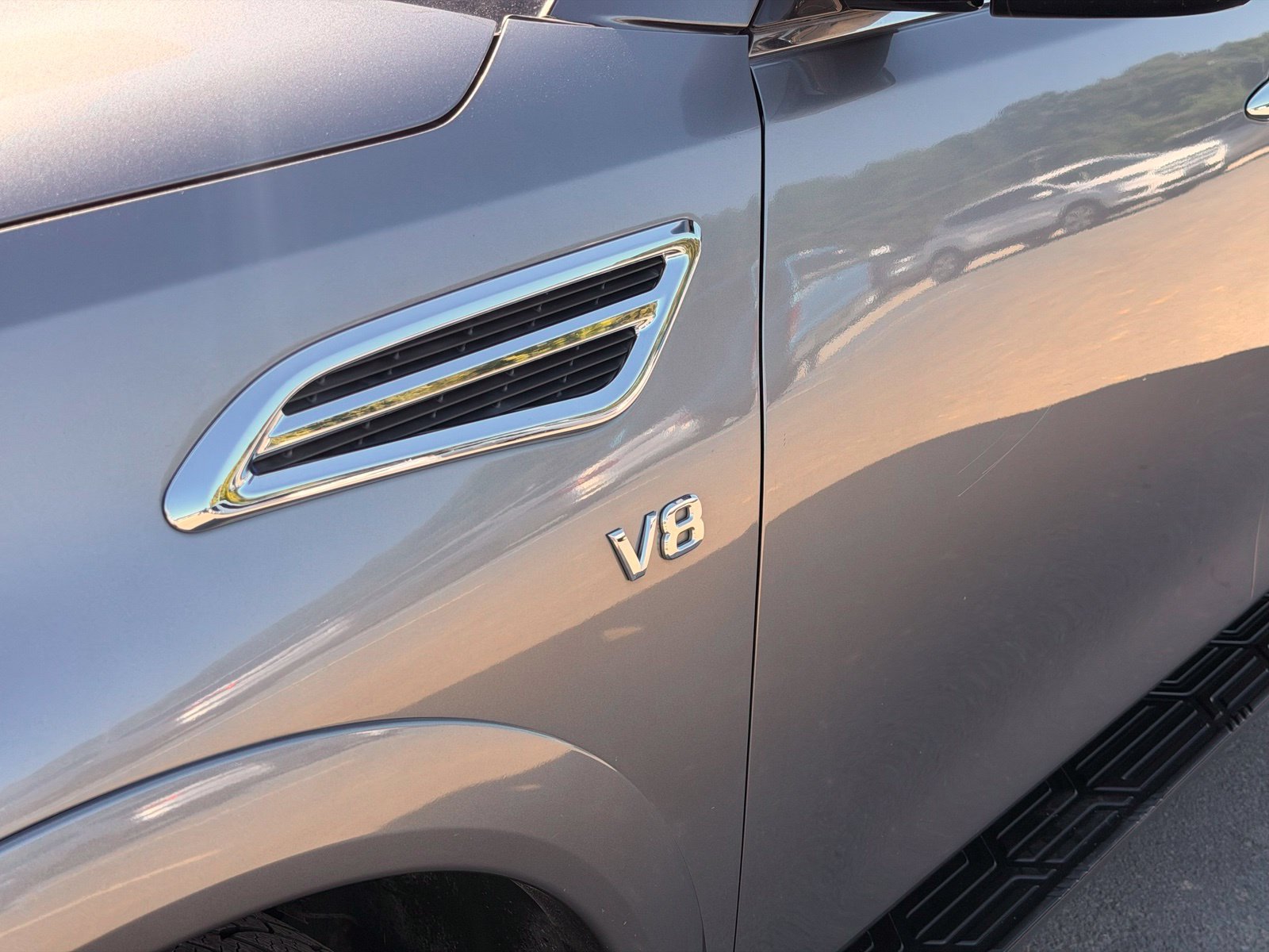 Used 2019 Nissan Armada SV w/ Driver Package RWD image 6