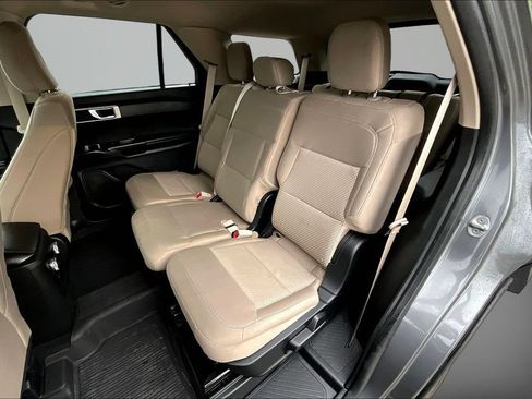 Used 2023 Ford Explorer 4WD image 22