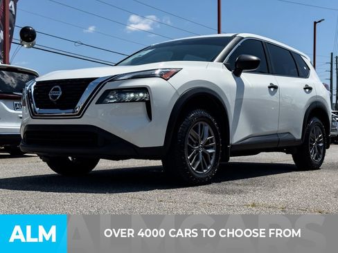 Used 2021 Nissan Rogue S FWD image 2