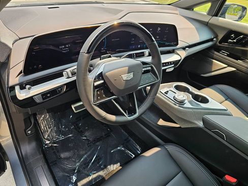 New 2026 Cadillac Optiq Luxury 1 AWD/4WD image 19