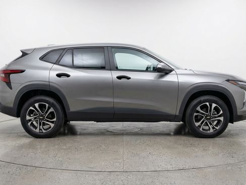 Used 2025 Chevrolet TrailBlazer LT image 11