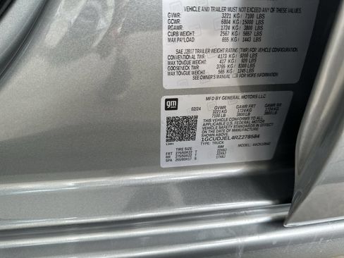Used 2024 Chevrolet Silverado 1500 High Country AWD/4WD image 32