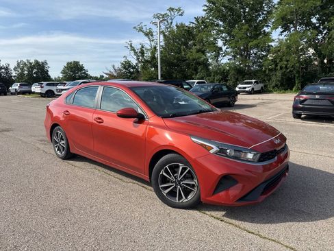 Used 2022 Kia Forte LXS FWD image 22