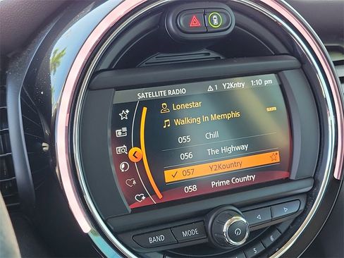 Used 2020 MINI Cooper 2-Door Hardtop image 19