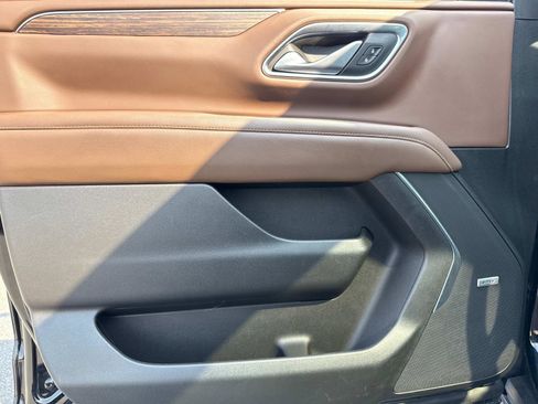 Used 2022 Chevrolet Tahoe High Country image 17