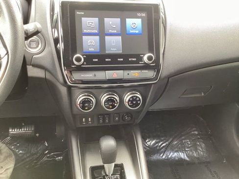 Used 2024 Mitsubishi Outlander Sport SE AWD/4WD image 19