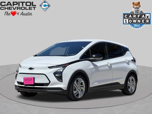 Used 2023 Chevrolet Bolt LT FWD image 1