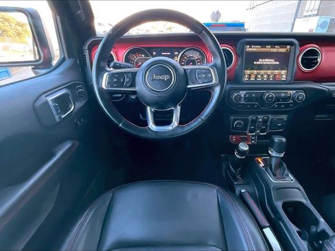 Used 2021 Jeep Gladiator Rubicon image 5