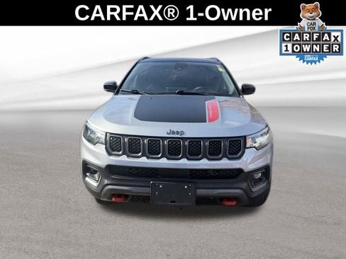 Used 2023 Jeep Compass Trailhawk image 2