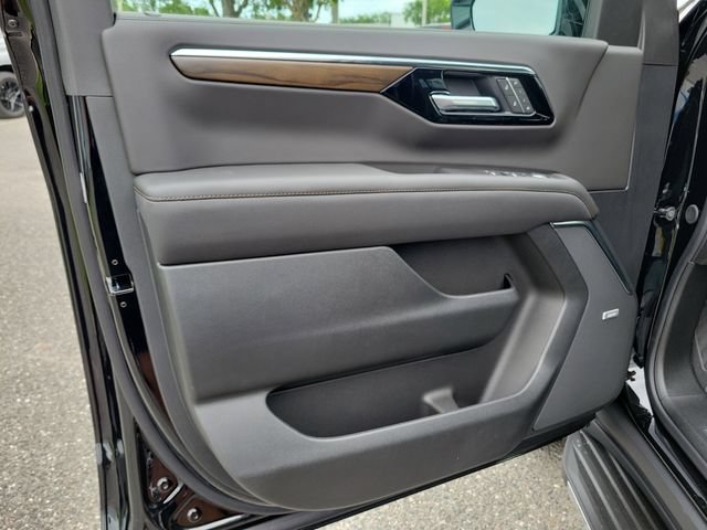 New 2026 Chevrolet Tahoe High Country w/ Sun And Tow Package AWD/4WD image 25