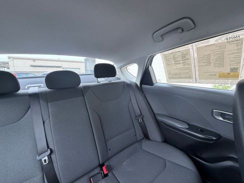 Used 2025 Kia K4 LXS FWD image 36