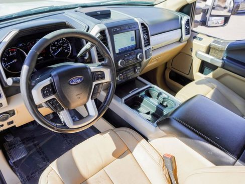 Used 2020 Ford F250 Lariat w/ Lariat Ultimate Package image 17