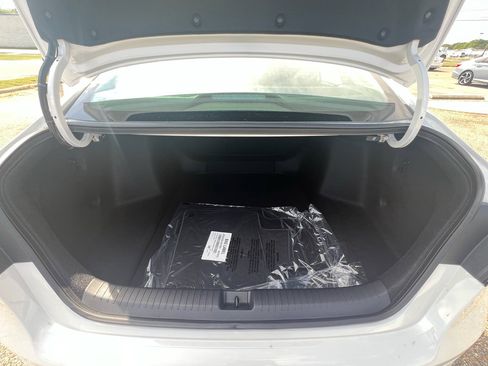 New 2026 Honda Accord LX image 31