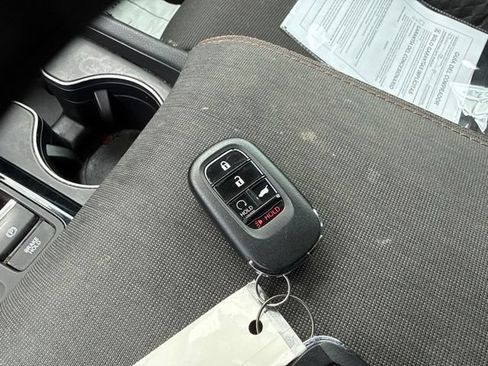 Certified 2023 Honda Pilot Sport image 48