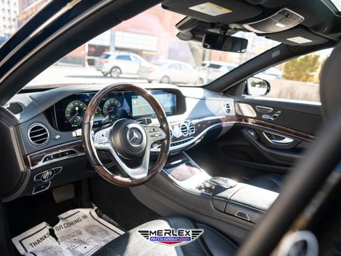 Used 2018 Mercedes-Benz S 560 4MATIC Sedan image 13