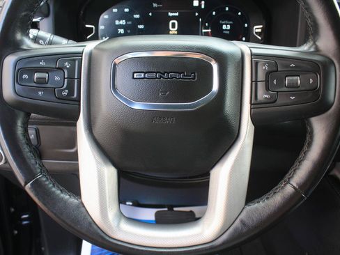 Used 2023 GMC Yukon Denali AWD/4WD image 22