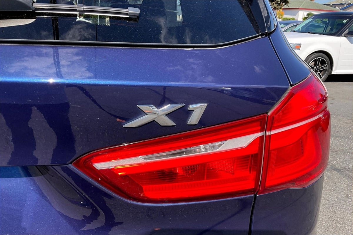 Used 2017 BMW X1 xDrive28i AWD/4WD image 8