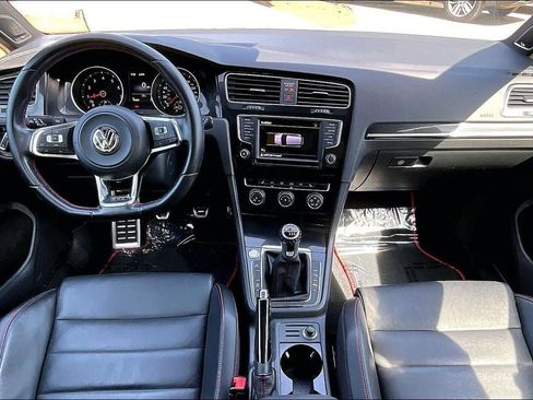 Used 2016 Volkswagen GTI SE w/ Driver Assistance Package FWD image 15