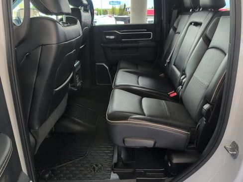 Used 2020 RAM 2500 Laramie w/ Night Edition AWD/4WD image 28