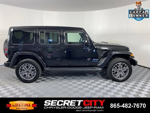 Used 2024 Jeep Wrangler High Altitude AWD/4WD image 8