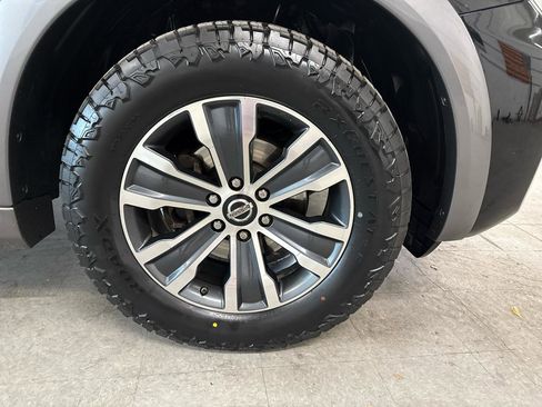 Used 2020 Nissan Armada SL image 63