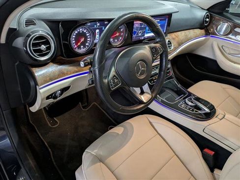 Used 2018 Mercedes-Benz E 300 image 10