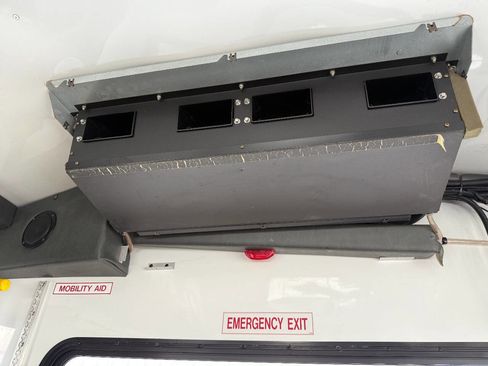 Used 2014 Chevrolet Express 3500 w/ Shuttle Bus Package image 73