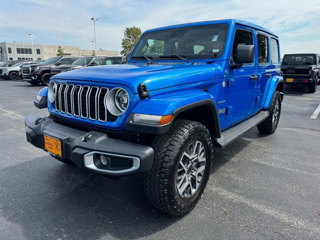 Used 2024 Jeep Wrangler Unlimited Sahara w/ Technology Group AWD/4WD image 8
