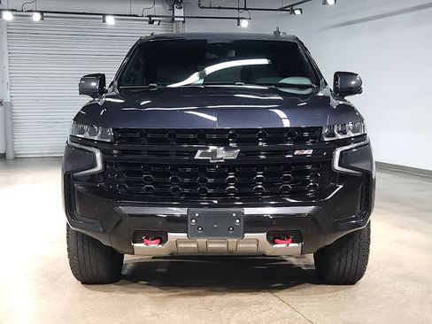 Used 2024 Chevrolet Tahoe Z71 w/ Luxury Package AWD/4WD image 2