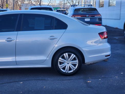 Used 2017 Volkswagen Jetta S w/ Jetta S Cold Weather Package image 3