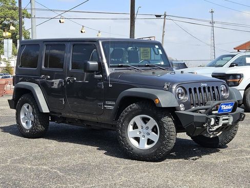 Used 2017 Jeep Wrangler Unlimited Sport w/ Quick Order Package 24S image 2