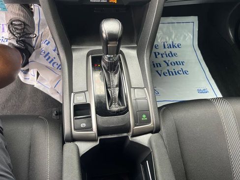 Used 2019 Honda Civic Sport image 10