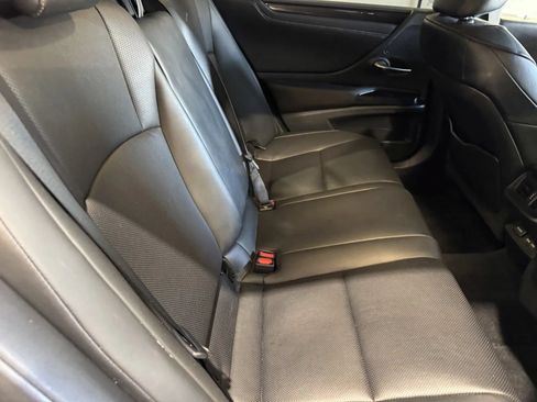 Used 2021 Lexus ES 300h w/ Accessory Package 2 FWD image 8
