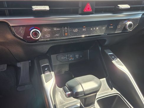 Used 2025 Kia Sorento X-Line EX AWD/4WD image 21