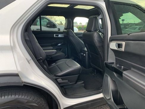 Certified 2024 Ford Explorer ST w/ Equipment Group 401A image 16