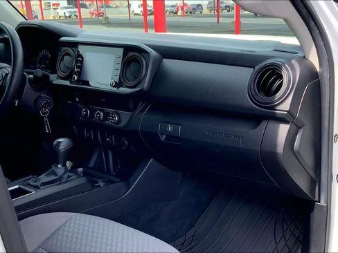 Used 2022 Toyota Tacoma SR w/ SX Package image 19
