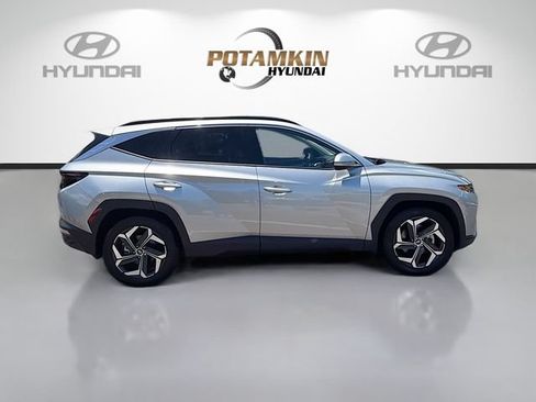 Certified 2024 Hyundai Tucson Limited FWD image 4