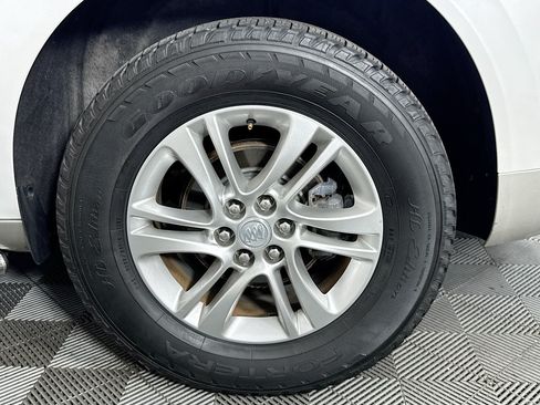 Used 2019 Buick Enclave Essence AWD/4WD image 35